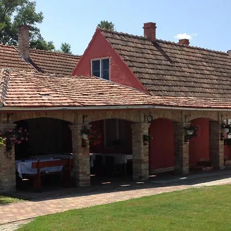 Holiday Home Balatonbereny 9 Balatonbereny
