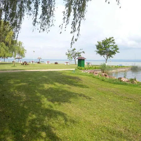 Dom wakacyjny Holiday Home Balatonbereny Balatonberény