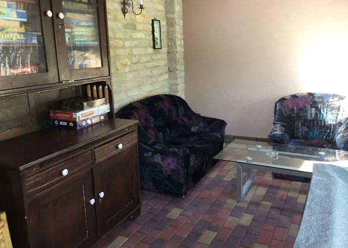 Holiday Home Balatonbereny בית נופש Balatonberény