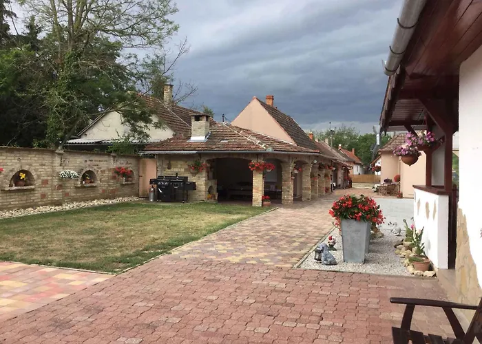 Holiday Home Balatonbereny *